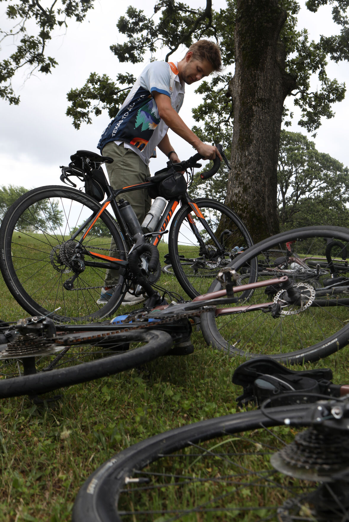 Chris Kujalowicz lays out bikes